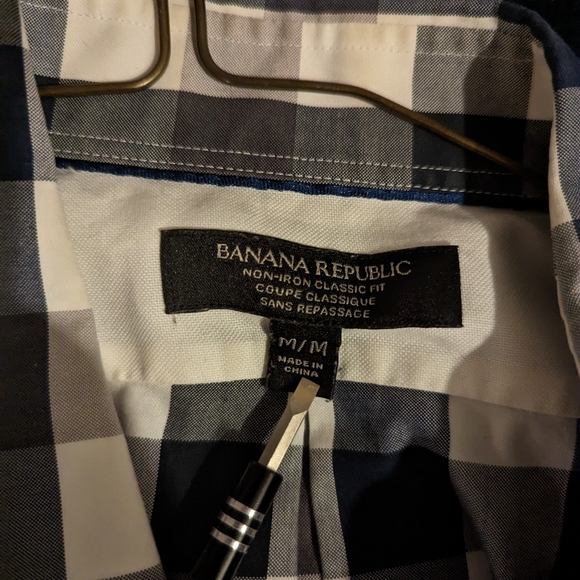 Banana Republic mens medium plaid dress shirt - Picture 3 of 3